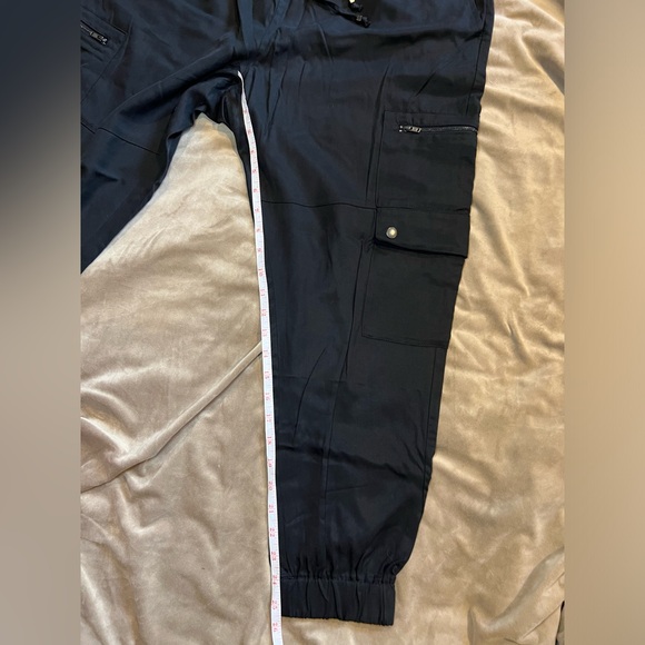 NWT Banana Republic Black TENCIL Cargo Joggers - L Petite - Picture 11 of 11